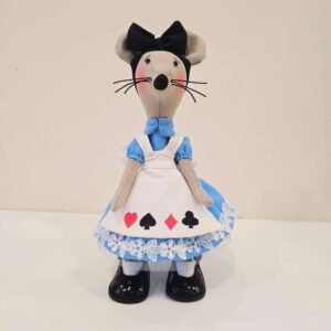 Kit Alicia in Wonderland